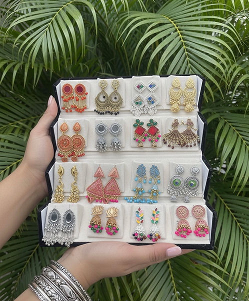 16 PCS COLOUR JHUMKA + BLACK BOX
